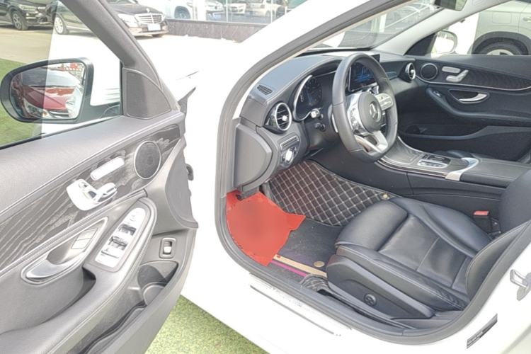 Used Mercedes-Benz C-Class 2020 Restyled C 260 L Sport Edition Driver Seat