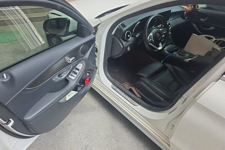 Used Mercedes-Benz C-Class 2020 Updated C 200 L Fashion Edition Driver Seat