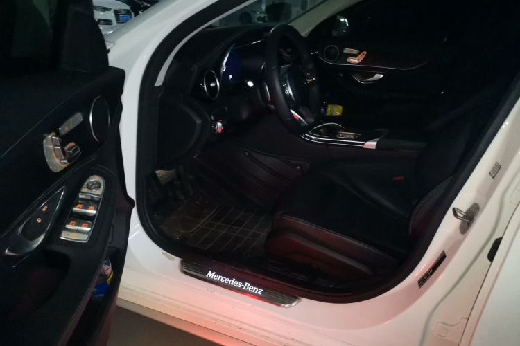 Used Mercedes-Benz C-Class 2020 Restyled C 260 L Sport Edition Driver Seat