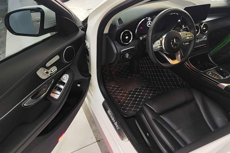 Used Mercedes-Benz C-Class 2020 C 260 L Sport Edition Driver Seat