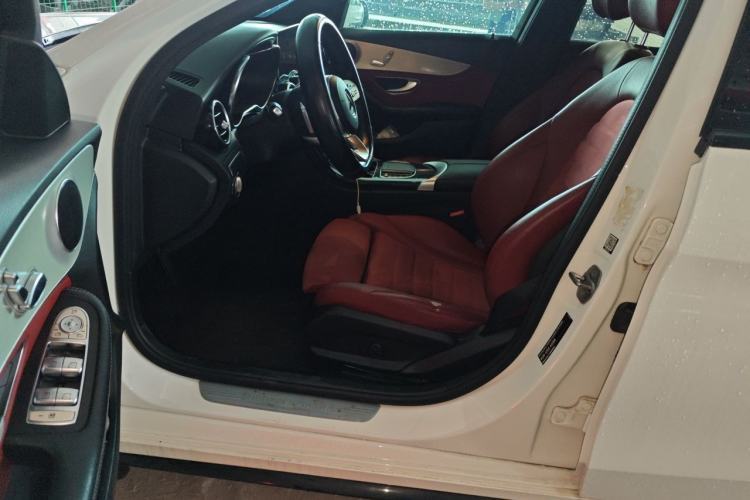 Used Mercedes-Benz C-Class 2020 C 260 Sport Edition Driver Seat