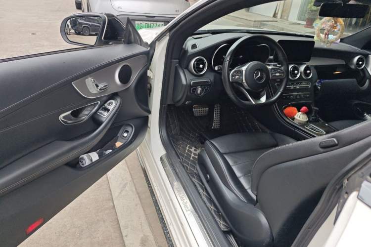 Used Mercedes-Benz C-Class 2020 C 260 Coupe Driver Seat