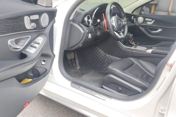 Used Mercedes-Benz C-Class 2020 Restyled C 260 L Sport Edition Driver Seat
