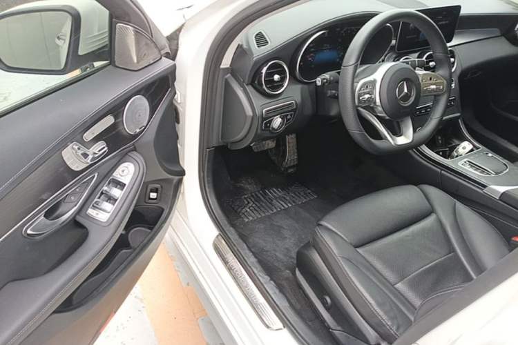 Used Mercedes-Benz C-Class 2020 Restyled C 260 L Sport Edition Driver Seat