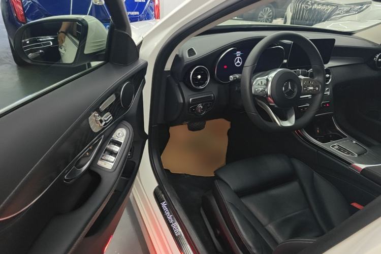 Used Mercedes-Benz C-Class 2020 Restyled C 260 L Sport Edition Driver Seat