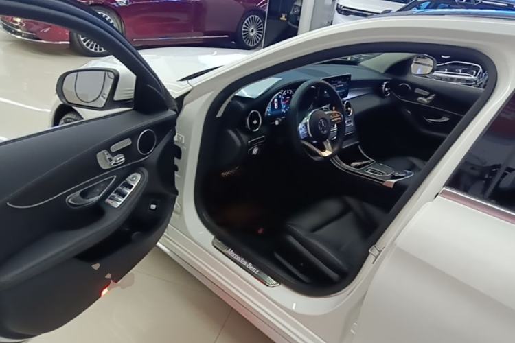 Used Mercedes-Benz C-Class 2020 Restyled C 260 L Sport Edition Driver Seat