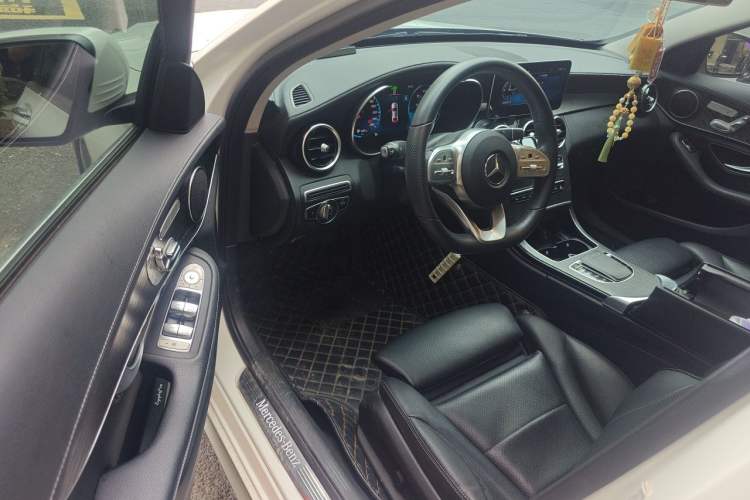Used Mercedes-Benz C-Class 2020 C 260 L Sport Edition Driver Seat