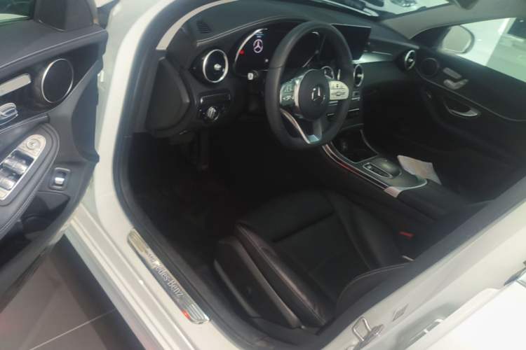 Used Mercedes-Benz C-Class 2020 Restyled C 260 L Sport Edition Driver Seat