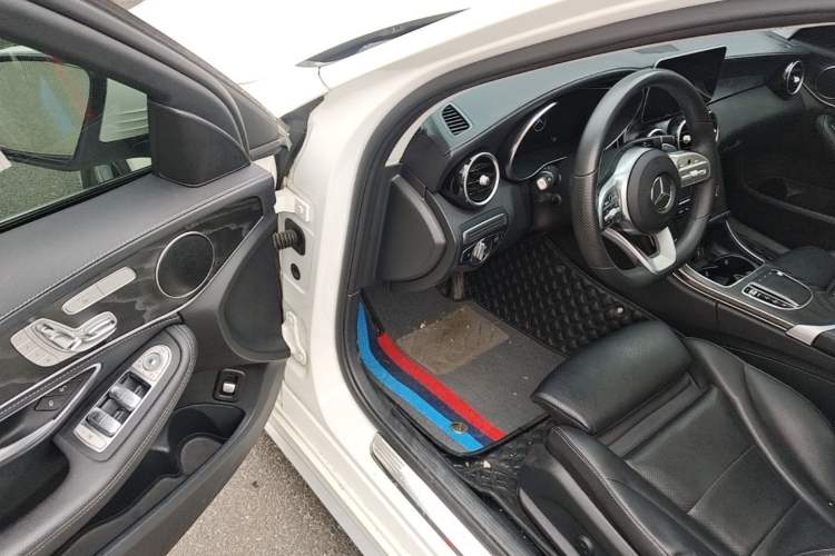 Used Mercedes-Benz C-Class 2020 Restyled C 260 L Sport Edition Driver Seat