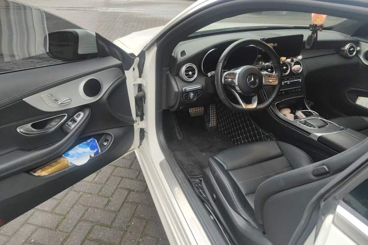 Used Mercedes-Benz C-Class 2020 C 260 Coupe Driver Seat