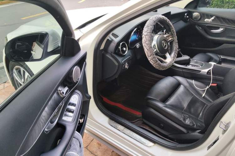 Used Mercedes-Benz C-Class 2020 C 200 L Fashion Edition Sport Version Driver Seat