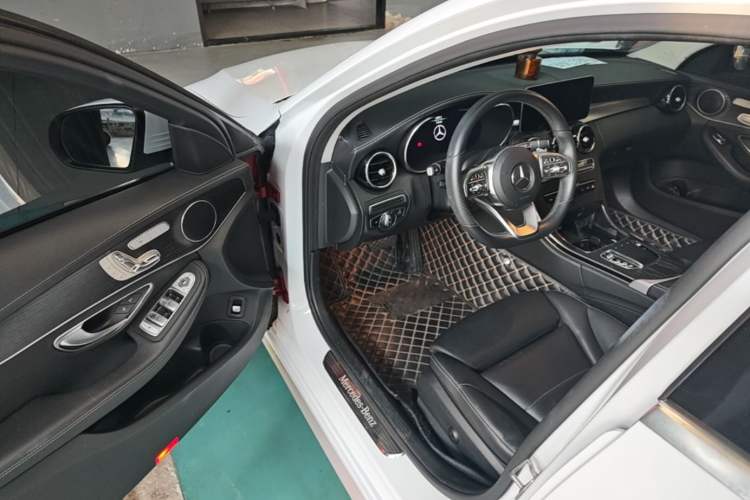 Used Mercedes-Benz C-Class 2020 Restyled C 260 L Sport Edition Driver Seat