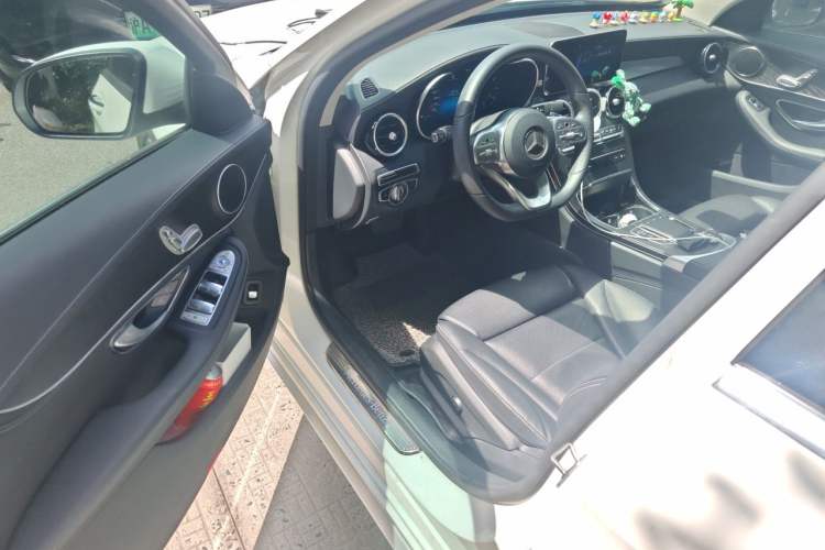 Used Mercedes-Benz C-Class 2020 C 200 L Fashion Edition Sport Version Driver Seat