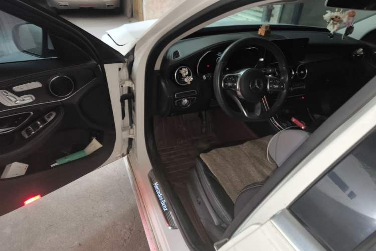 Used Mercedes-Benz C-Class 2020 Restyled C 260 L Sport Edition Driver Seat