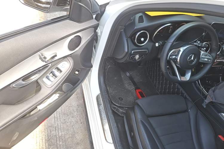 Used Mercedes-Benz C-Class 2020 Restyled C 260 Sport Edition Driver Seat
