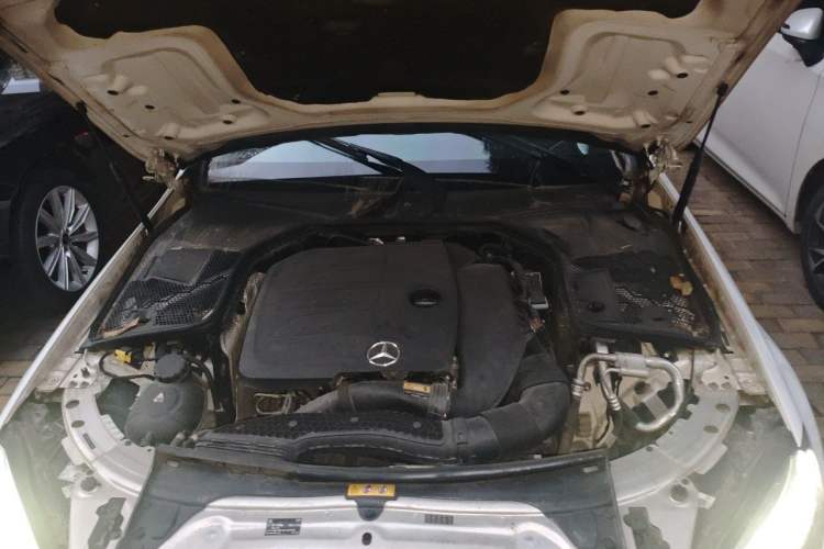Used Mercedes-Benz C-Class 2020 C 200 L Fashion Edition Sport Version Engine Bay