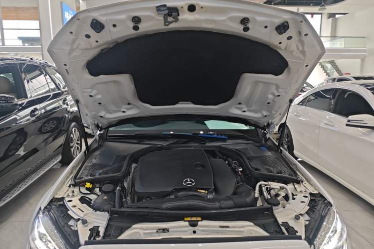 Used Mercedes-Benz C-Class 2020 Restyled C 260 L Sport Edition Engine Bay
