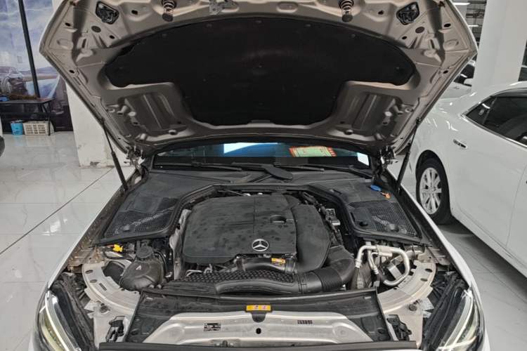 Used Mercedes-Benz C-Class 2020 C 200 L Fashion Edition Sport Version Engine Bay