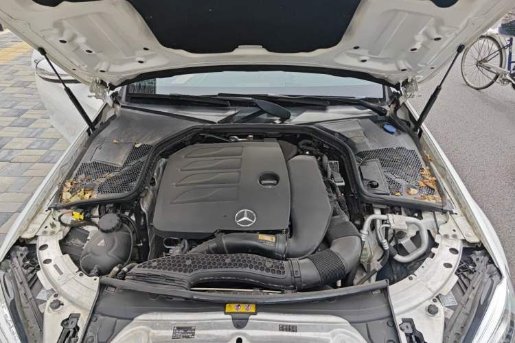 Used Mercedes-Benz C-Class 2020 C 200 L Fashion Edition Sport Version Engine Bay