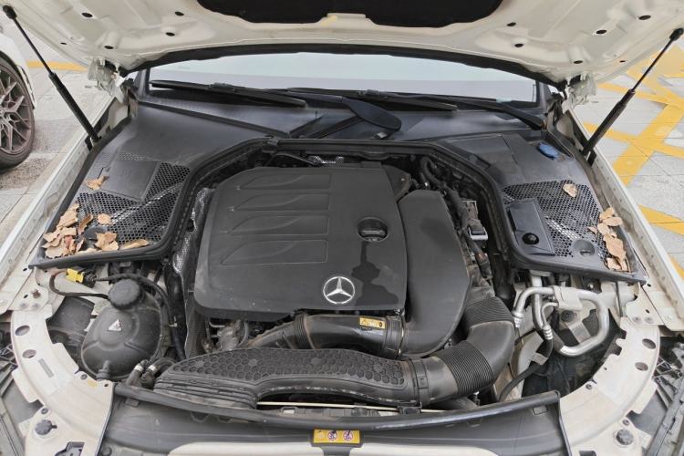 Used Mercedes-Benz C-Class 2020 C 200 L Fashion Edition Sport Version Engine Bay