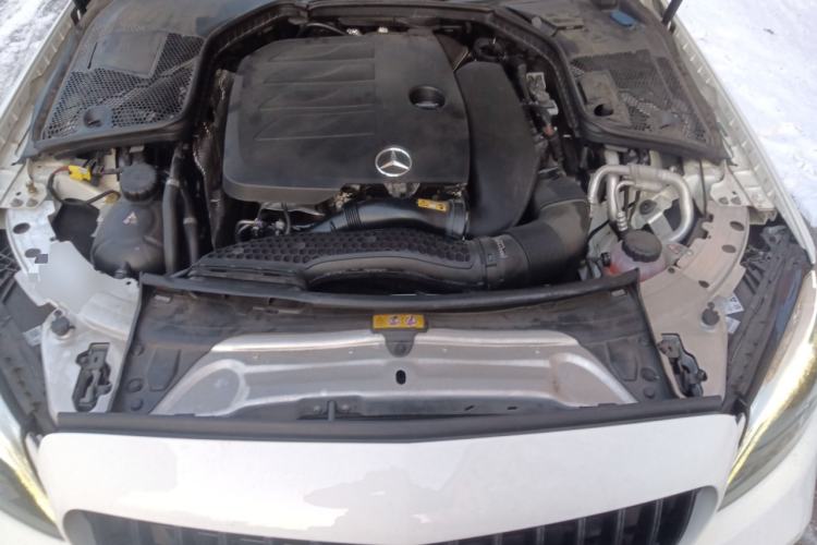 Used Mercedes-Benz C-Class 2020 C 260 Estate Engine Bay