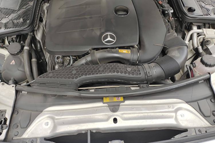 Used Mercedes-Benz C-Class 2020 C 260 Estate Engine Bay