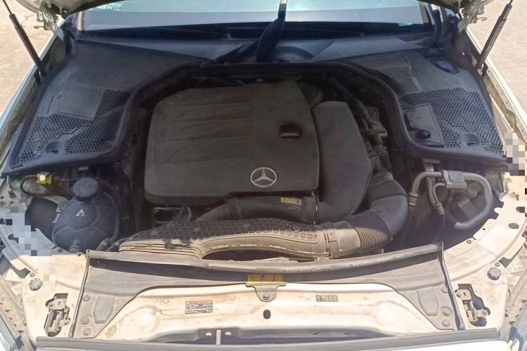 Used Mercedes-Benz C-Class 2020 Updated C 200 L Fashion Edition Engine Bay