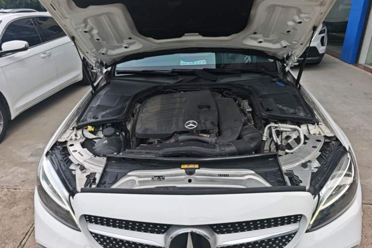 Used Mercedes-Benz C-Class 2020 Restyled C 200 L Fashion Edition Sport Version Engine Bay