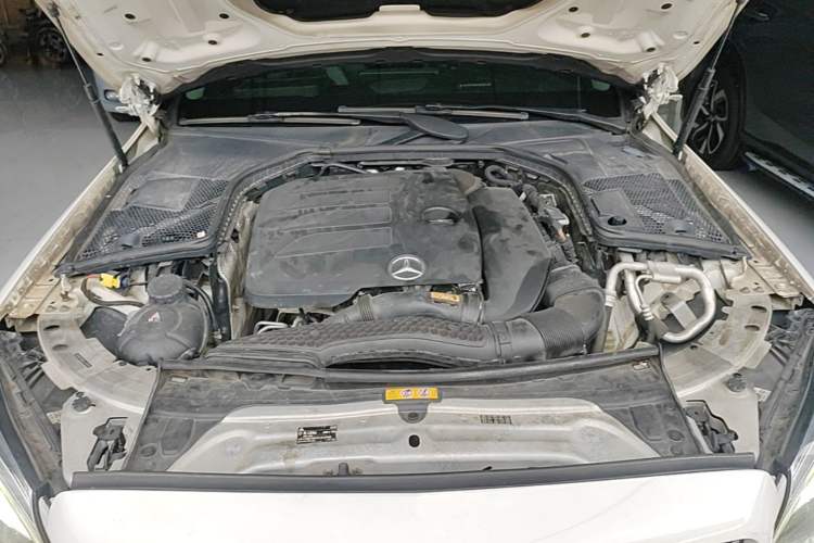 Used Mercedes-Benz C-Class 2020 Restyled C 200 L Fashion Edition Sport Version Engine Bay