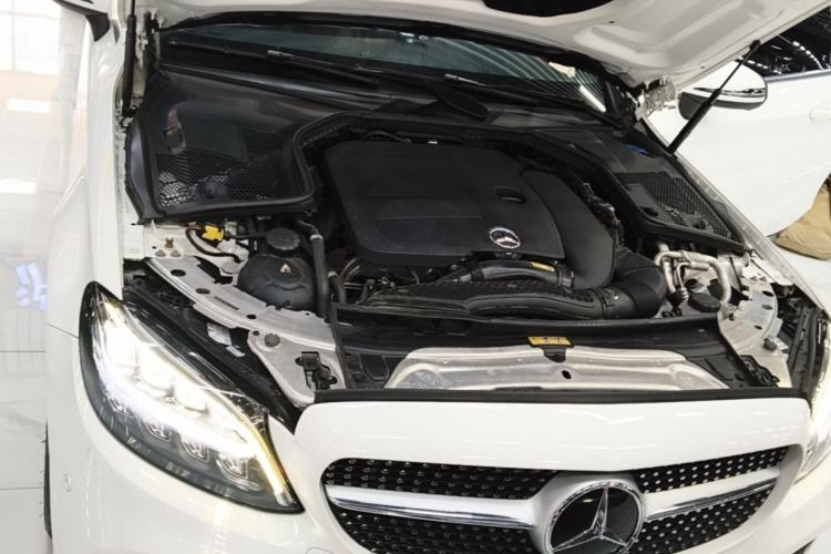 Used Mercedes-Benz C-Class 2020 C 260 Coupe Engine Bay