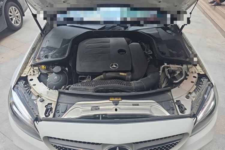Used Mercedes-Benz C-Class 2020 Updated C 200 L Fashion Edition Engine Bay
