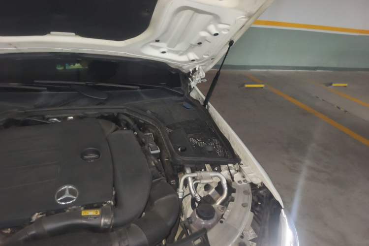 Used Mercedes-Benz C-Class 2020 Restyled C 260 L Sport Edition Engine Bay Left