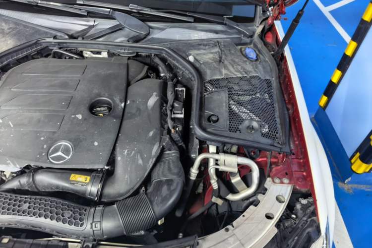 Used Mercedes-Benz C-Class 2020 C 200 L Dynamic Sport Edition Engine Bay Left