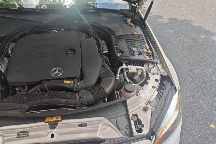 Used Mercedes-Benz C-Class 2020 C 260 L Sport Edition Engine Bay Left