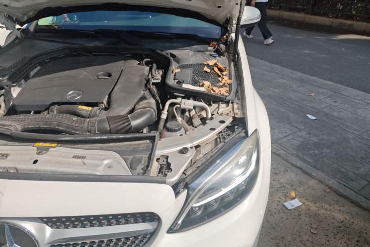 Used Mercedes-Benz C-Class 2020 C 260 L Sport Edition Engine Bay Left