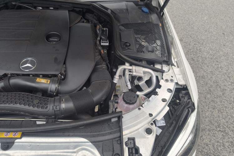 Used Mercedes-Benz C-Class 2020 C 260 Coupe Engine Bay Left