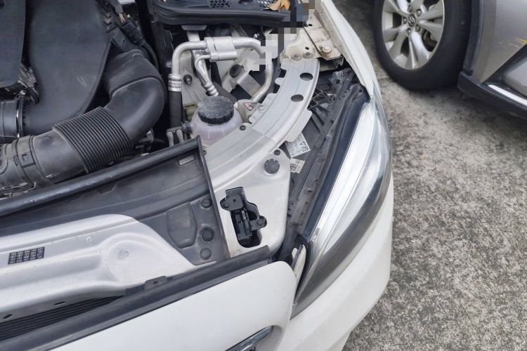 Used Mercedes-Benz C-Class 2020 Restyled C 260 Sport Edition Engine Bay Left