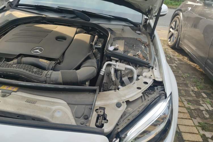 Used Mercedes-Benz C-Class 2020 C 200 L Fashion Edition Sport Version Engine Bay Left