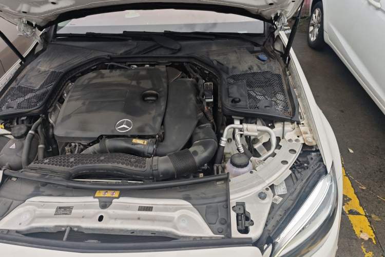 Used Mercedes-Benz C-Class 2020 C 260 L Sport Edition Engine Bay Left