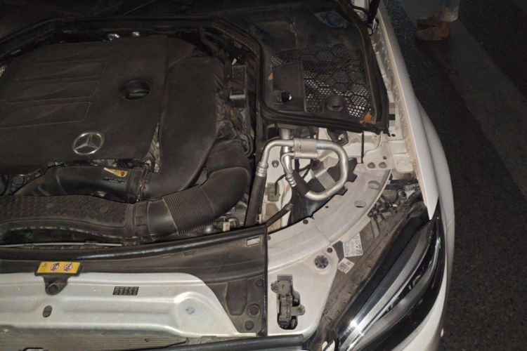 Used Mercedes-Benz C-Class 2020 Restyled C 200 L Fashion Edition Sport Version Engine Bay Left