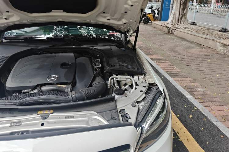 Used Mercedes-Benz C-Class 2020 Restyled C 260 Sport Edition Engine Bay Left