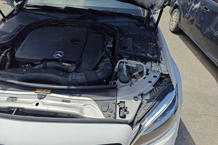 Used Mercedes-Benz C-Class 2020 Restyled C 260 Sport Edition Engine Bay Left