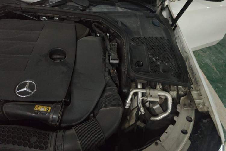 Used Mercedes-Benz C-Class 2020 Restyled C 200 L Fashion Edition Sport Version Engine Bay Left