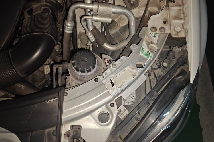 Used Mercedes-Benz C-Class 2020 Restyled C 260 L Sport Edition Engine Bay Left