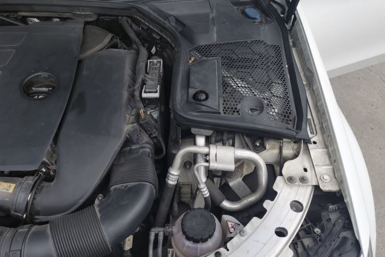 Used Mercedes-Benz C-Class 2020 Restyled C 260 Sport Edition Engine Bay Left