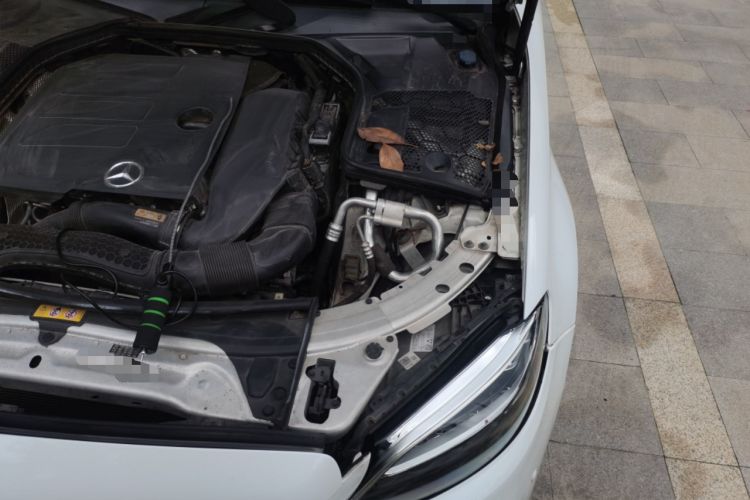 Used Mercedes-Benz C-Class 2020 C 200 L Fashion Edition Sport Version Engine Bay Left