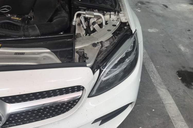 Used Mercedes-Benz C-Class 2020 C 200 L Fashion Edition Sport Version Engine Bay Left