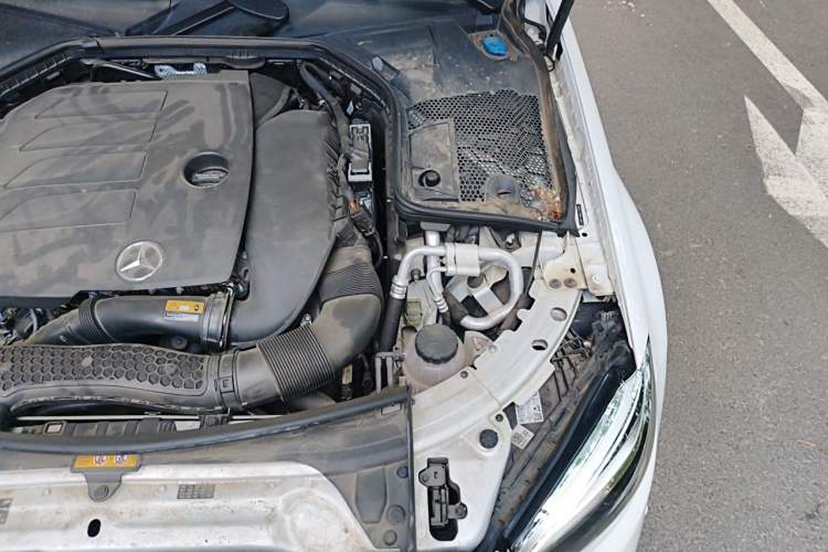 Used Mercedes-Benz C-Class 2020 Restyled C 260 Sport Edition Engine Bay Left