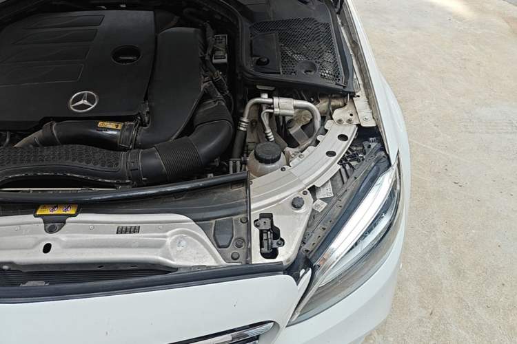 Used Mercedes-Benz C-Class 2020 C 260 Sport Edition Engine Bay Left
