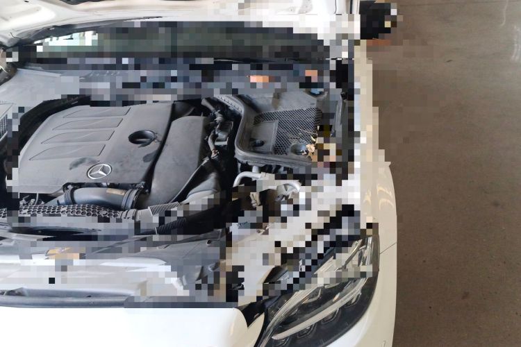 Used Mercedes-Benz C-Class 2020 Facelifted C 260 Estate Engine Bay Left